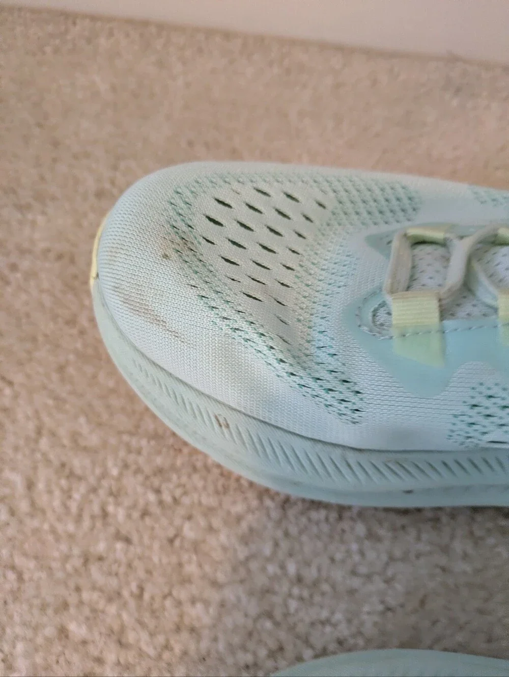 Hoka Kawana 2 8 Green